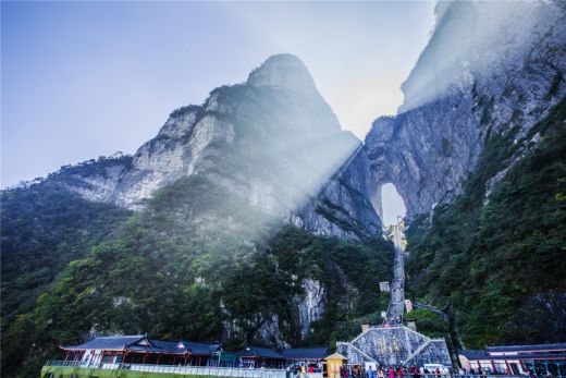 张家界天门山_副本.jpg
